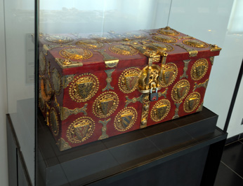 Heraldic Chest of "Richard of Cornwall" (1258), Aachen Cathedral Treasury, Cologne++, December 2024