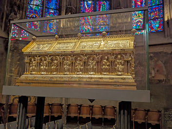 Shrine of St Charlemagne, Aachen Cathedral, Cologne++, December 2024