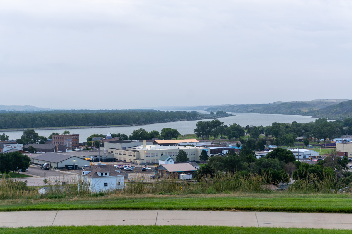 Verendrye Monument, outside Pierre, View over Pierre and the Missouri