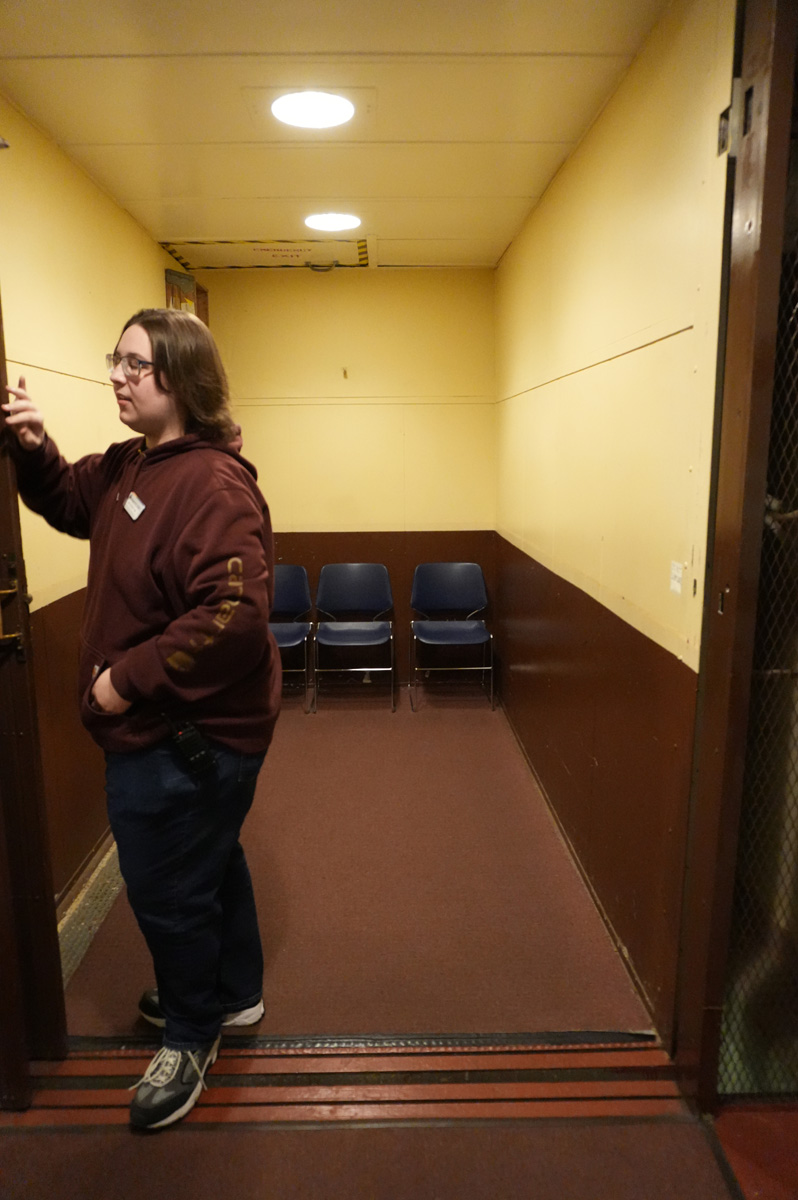 Ronald Reagan Minuteman Missile Site, North Dakota, Large-capacity cargo elevator