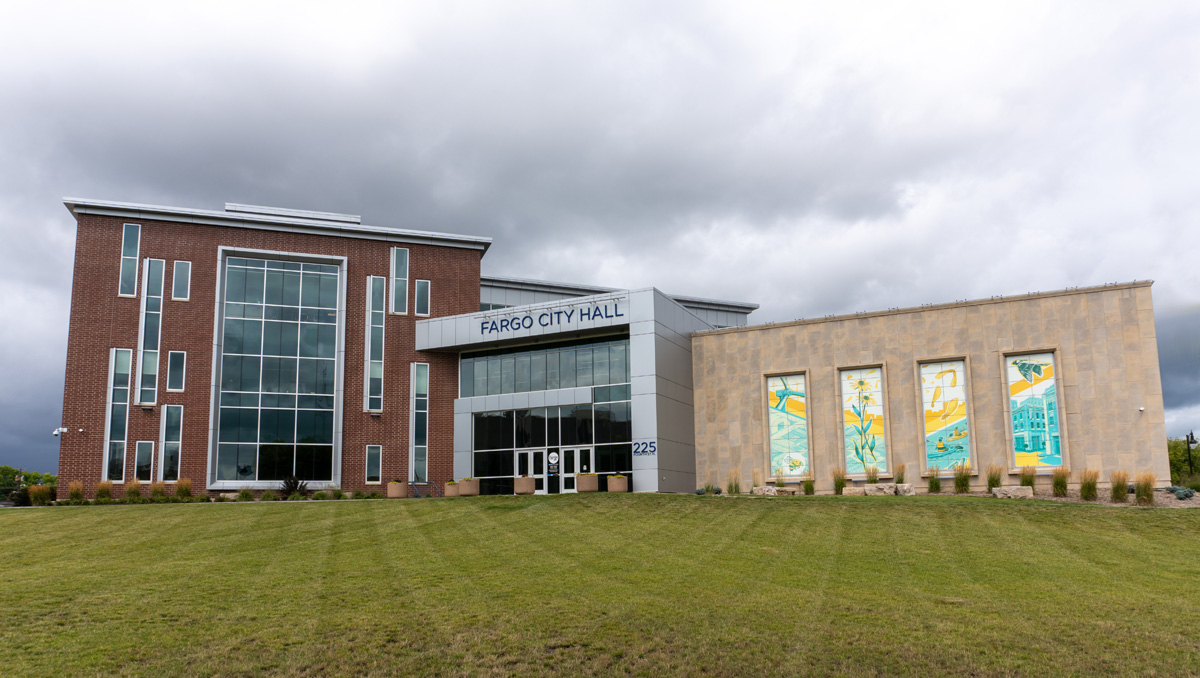 Around Fargo, Fargo City Hall