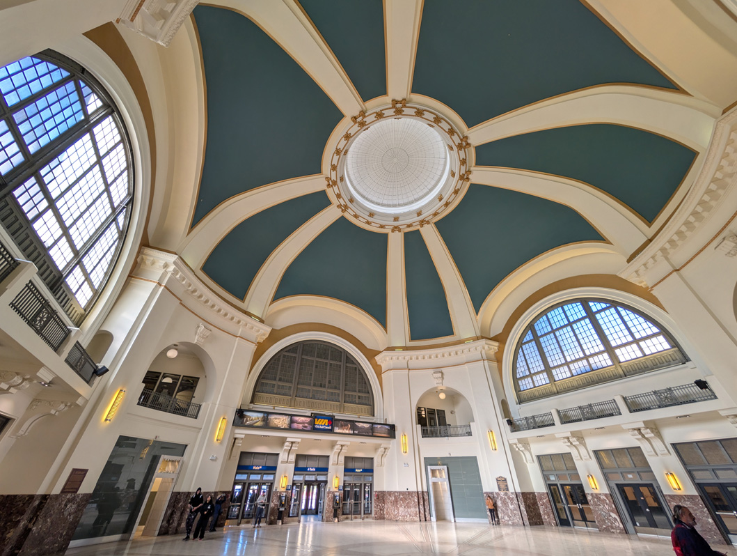 Winnipeg, Manitoba, Inside Union Station
