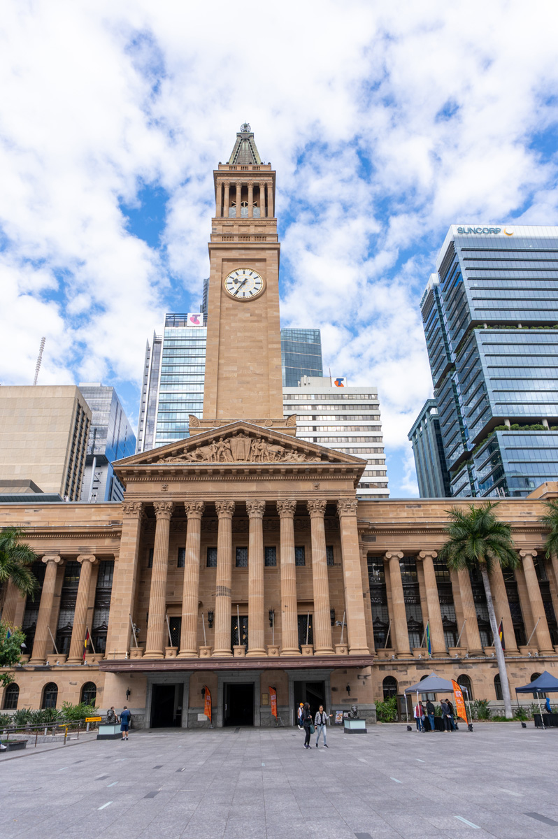 King George Square, Brisbane City Hall