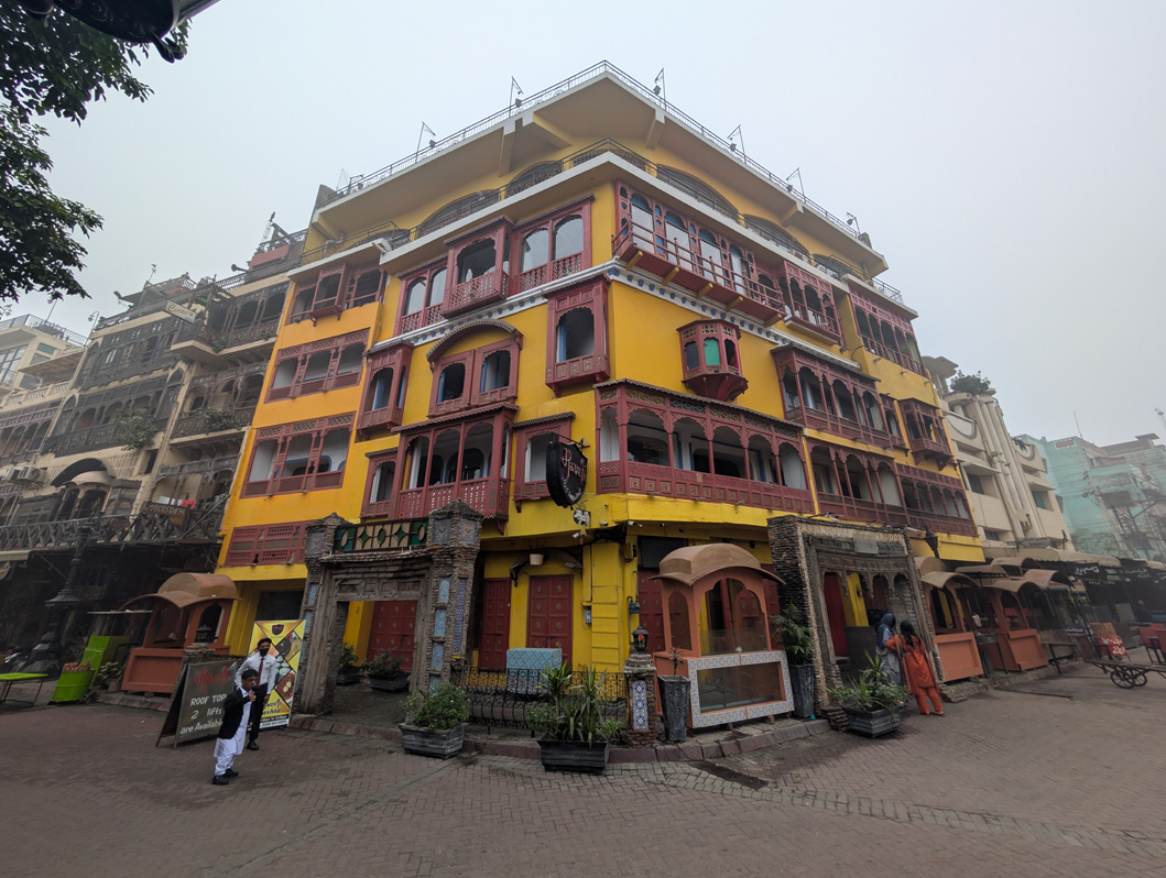 Lahore, Lahore street scene