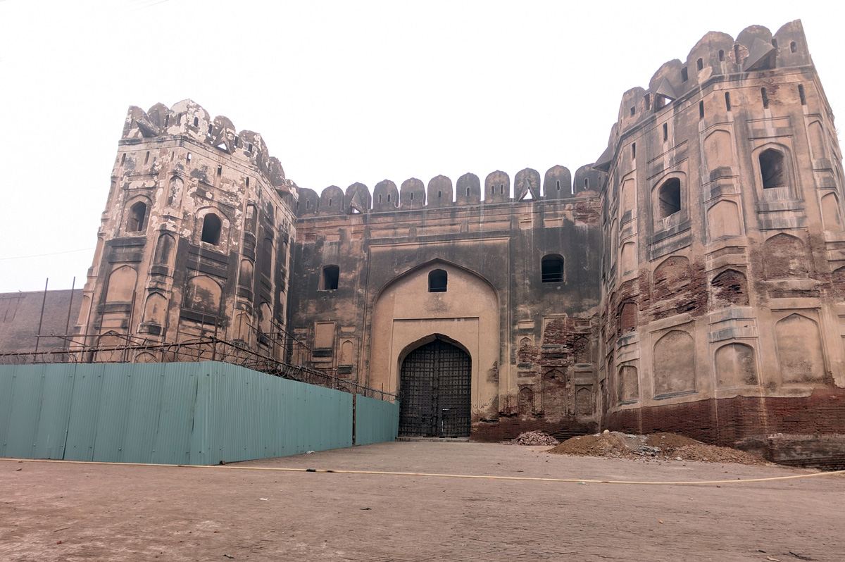 Lahore, Lahore Fort, Masti Gate