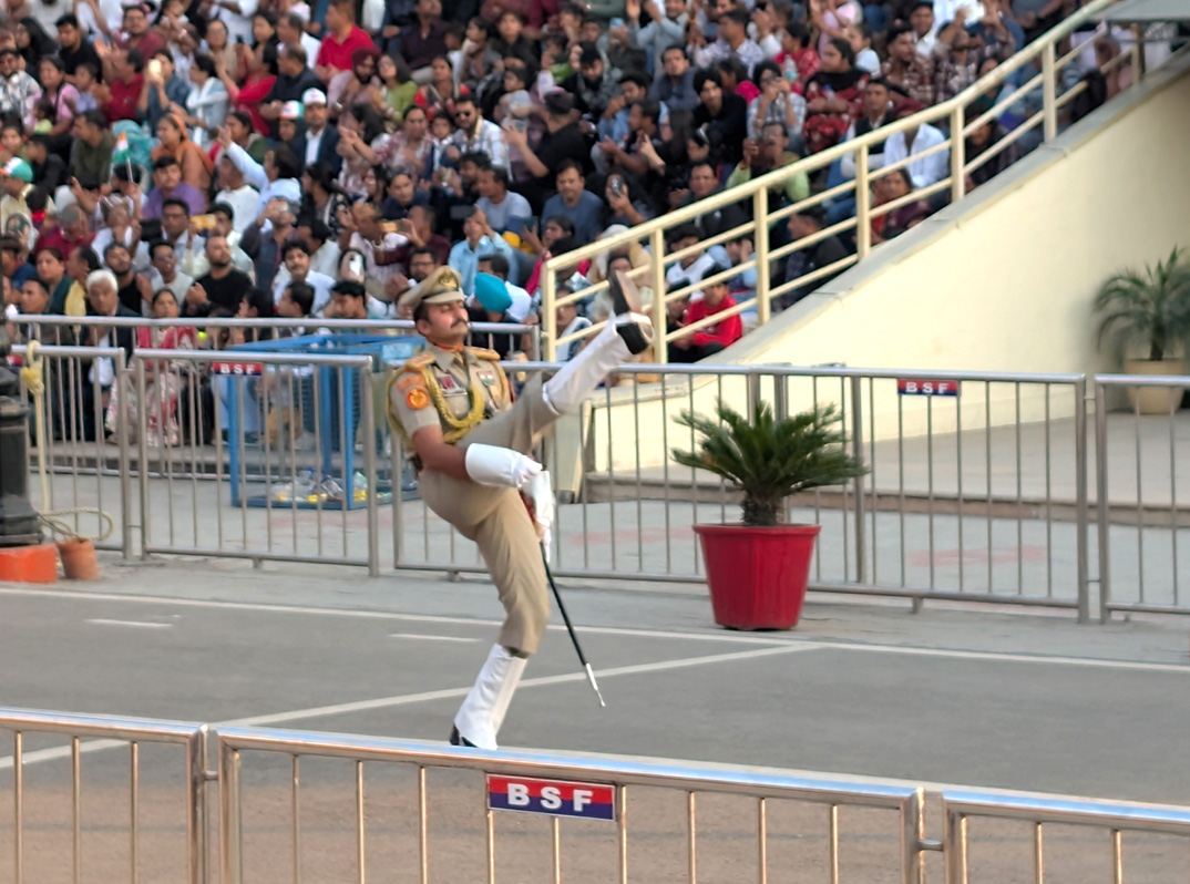 Wagah Border Ceremony, The Indian officer shows how its done