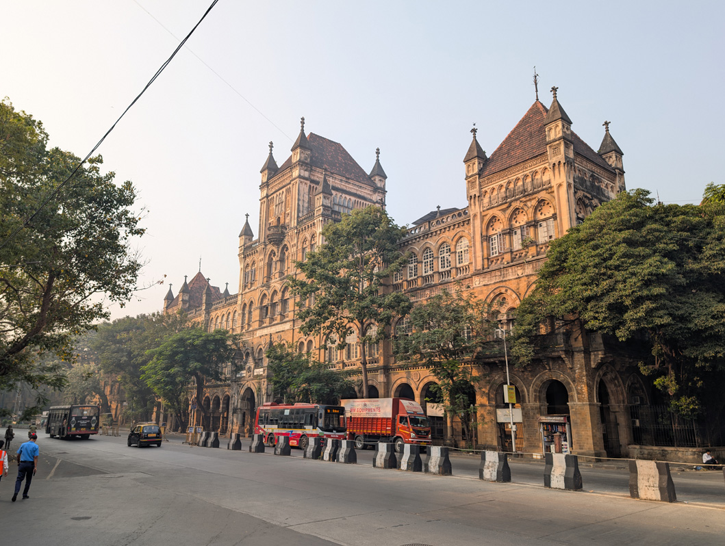 Mumbai, Elphinstone College