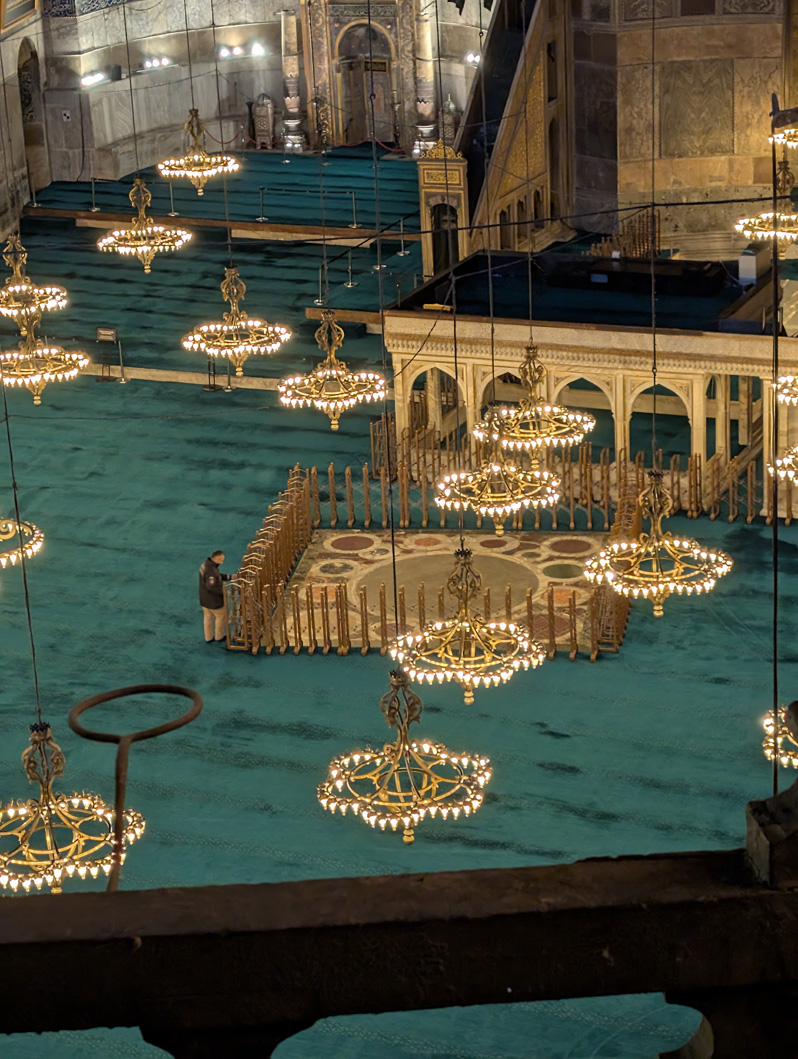 Hagia Sophia, The Omphalion