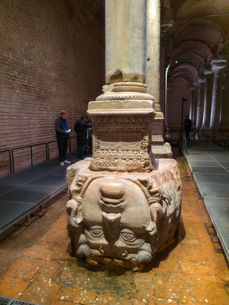 Byzantine Cisterns, Basilica Cistern: Medusa #2