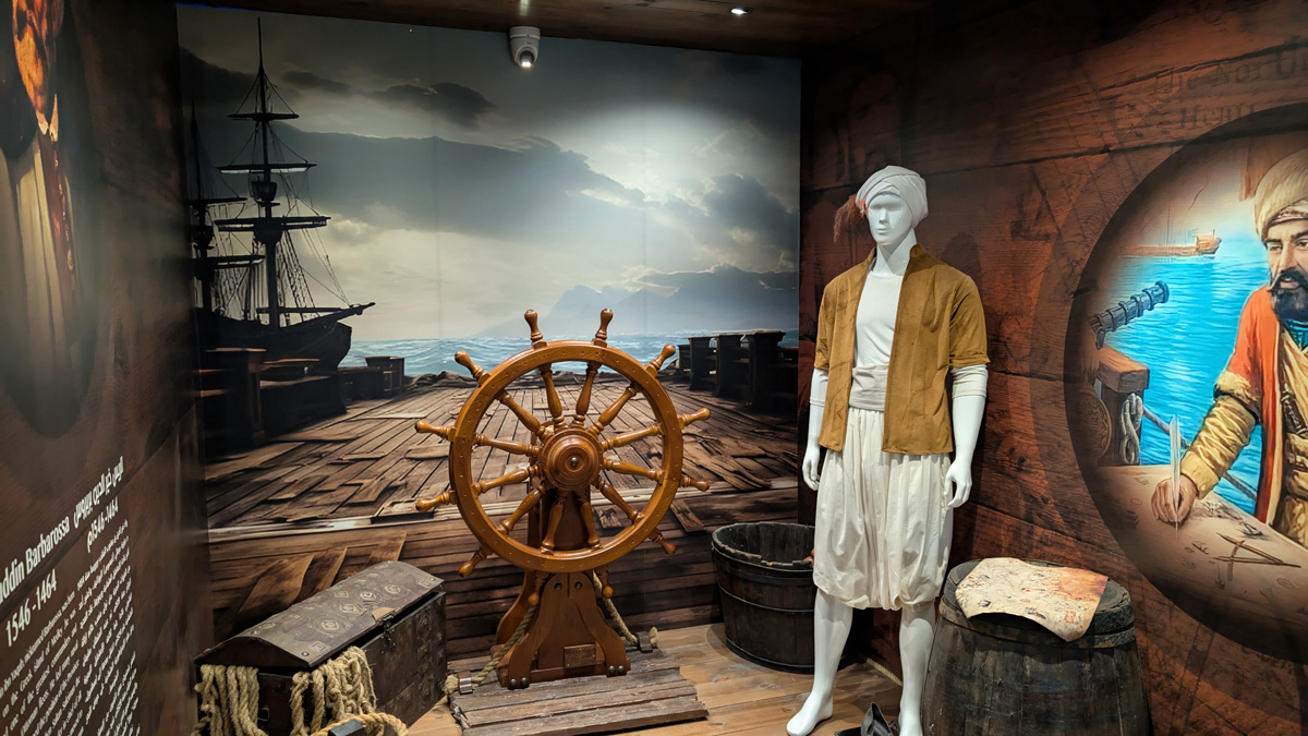 Algiers: Rais Museum, Exhibition on the valorous Rais Captains Who were definitely not pirates.
