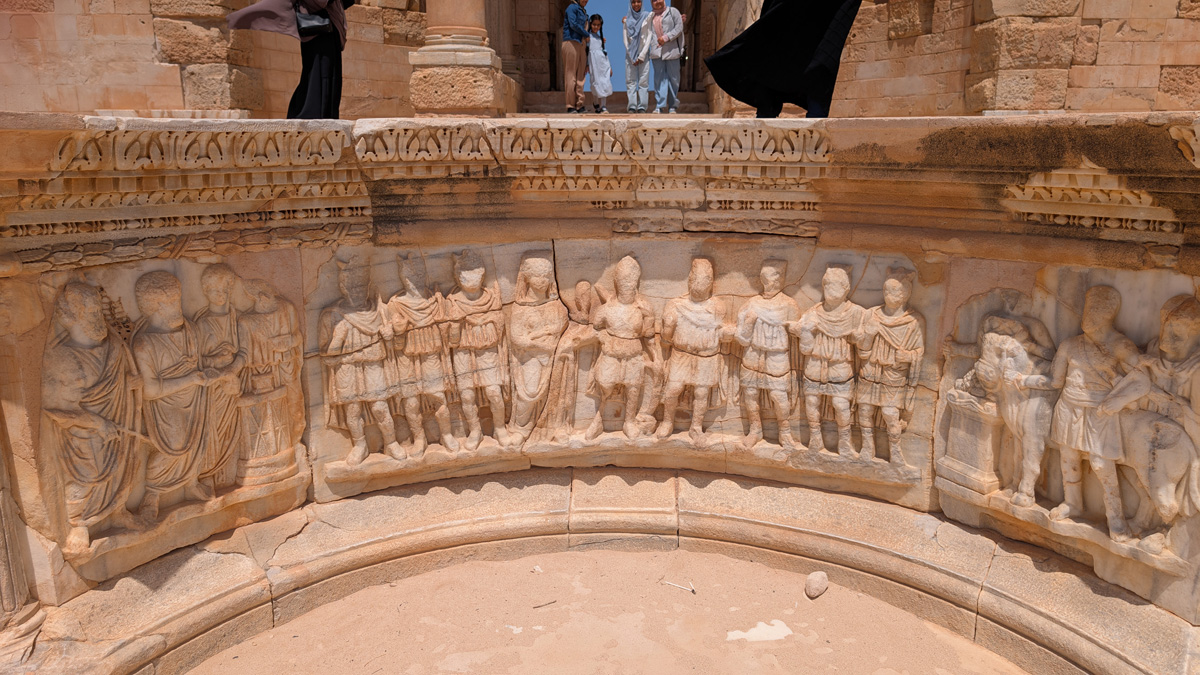 Sabratha, Theater detail: Assembled grandees