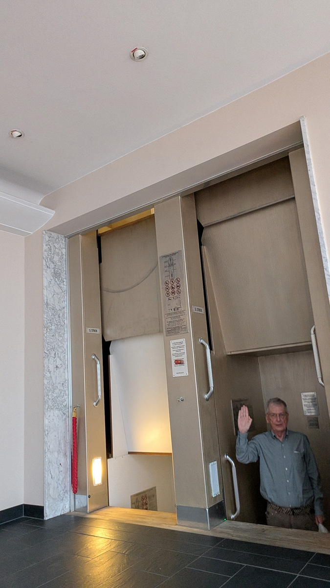 Frankfurt: Fleming’s Hotel Paternoster