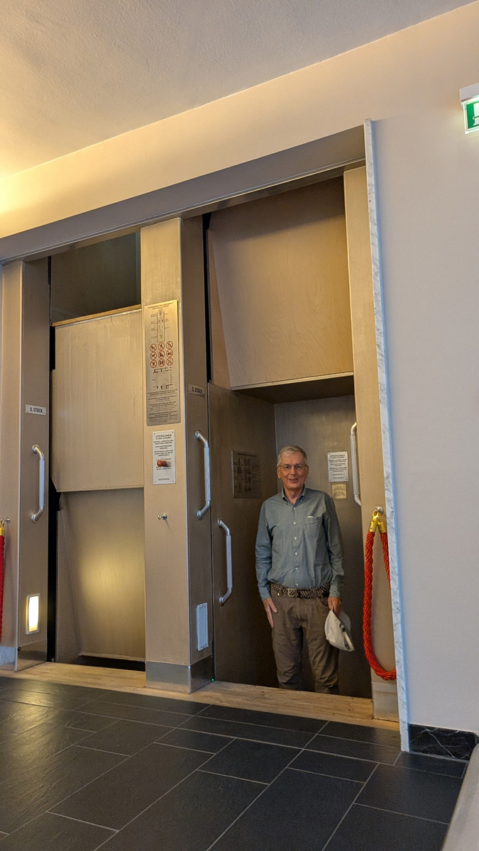 Frankfurt: Fleming’s Hotel Paternoster