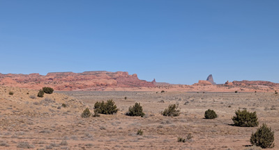 4 miles SW of Kayenta, Kayenta to Page, Arizona++   March 2025