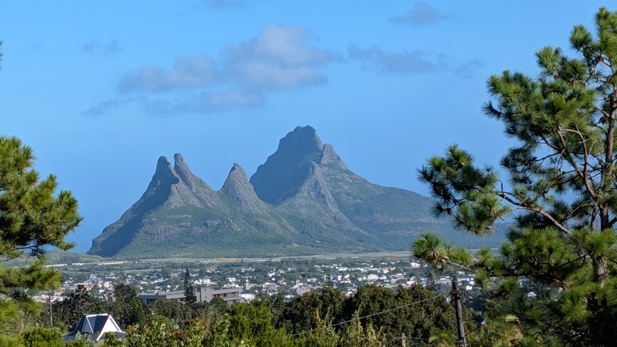 Mauritius: South-West Tour, Spiky Mountain