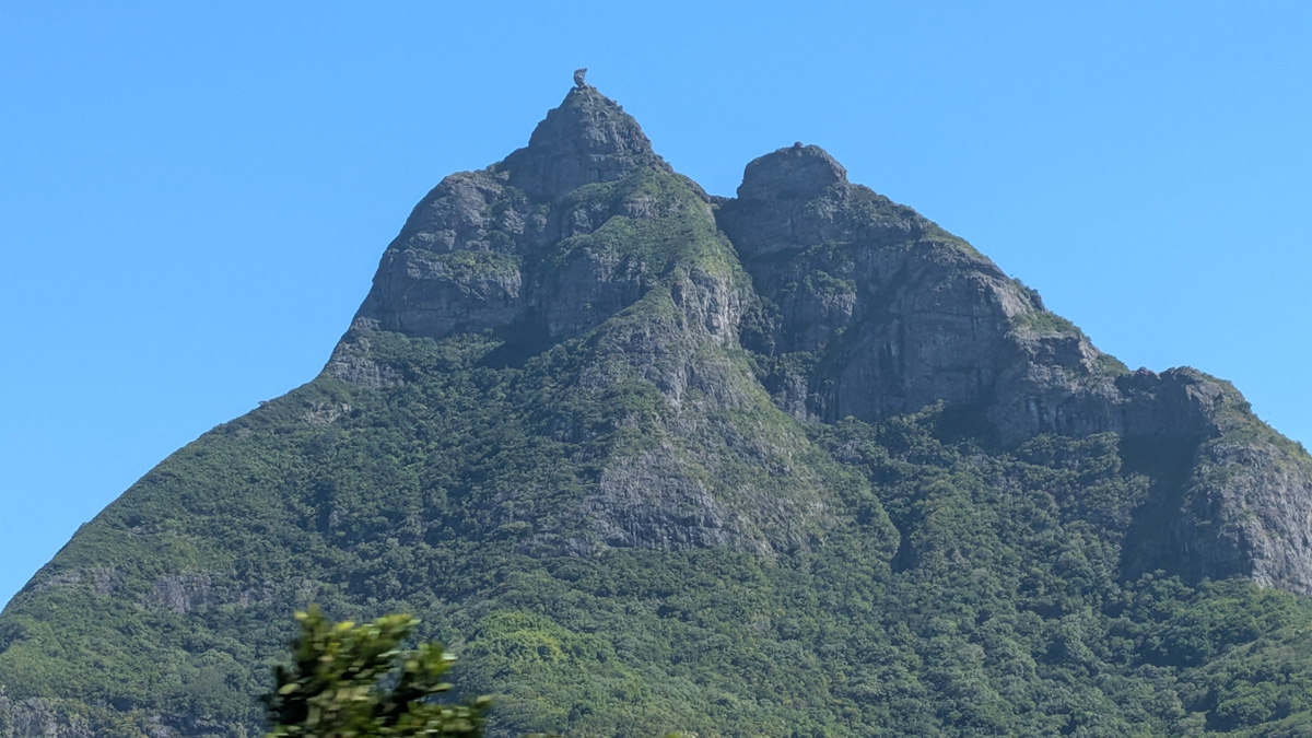 Mauritius: South-West Tour, Pieter Both mountain With head-shaped boulder perched on top