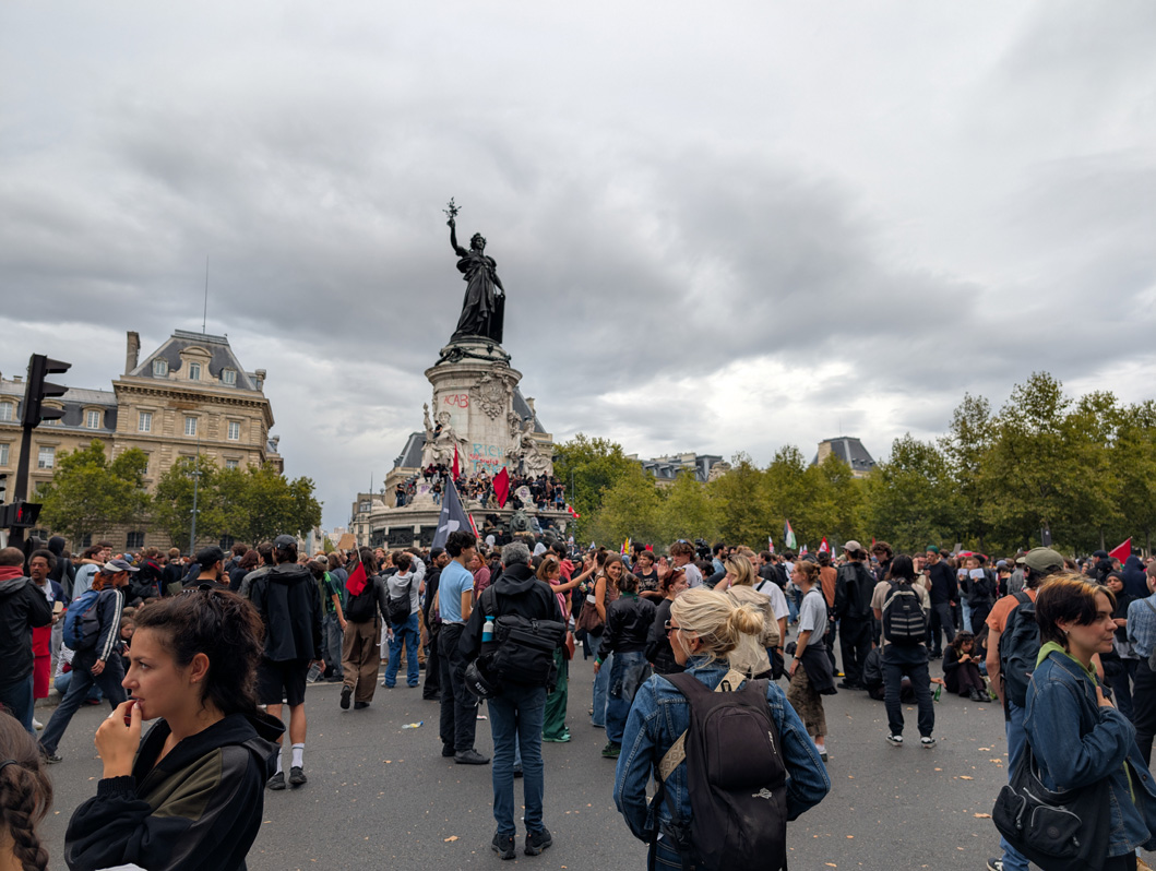 Paris: Demonstrations