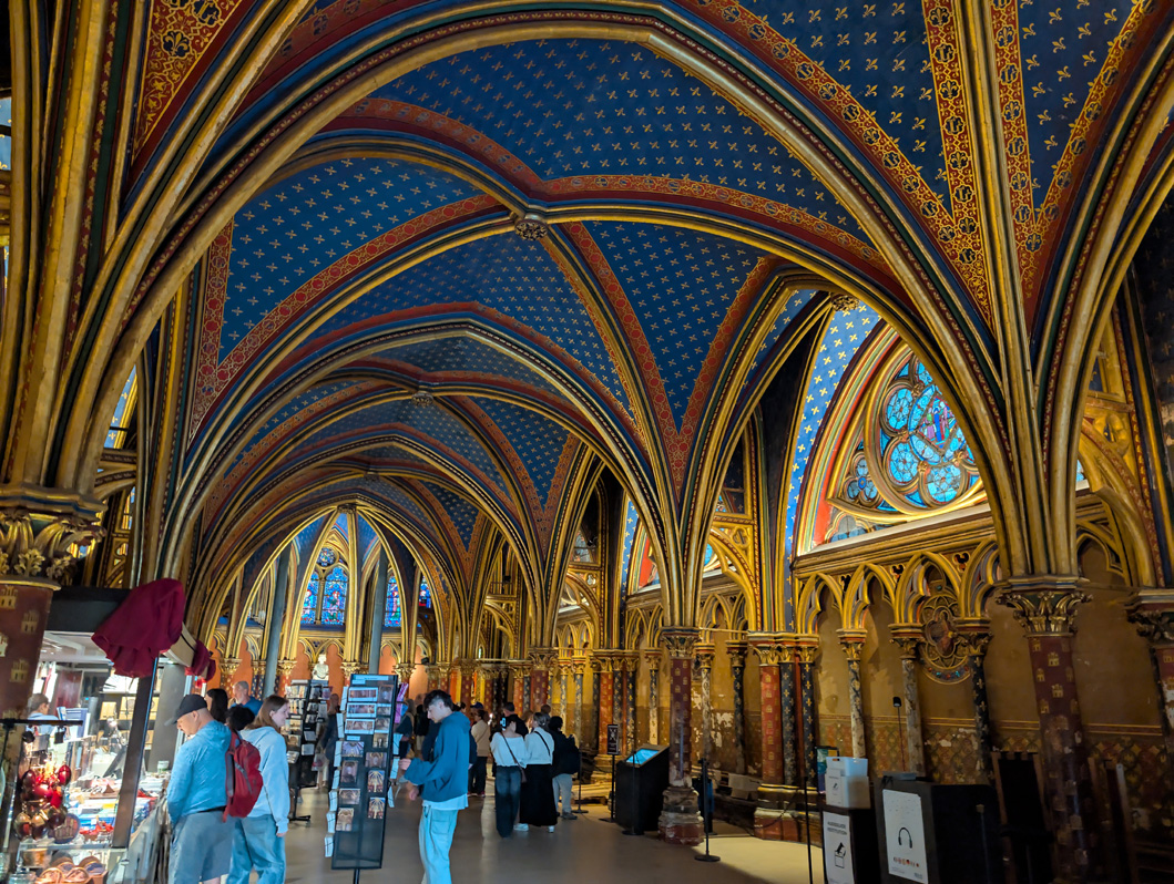 Paris: Sainte-Chapelle, Sainte Chapelle: lower floor