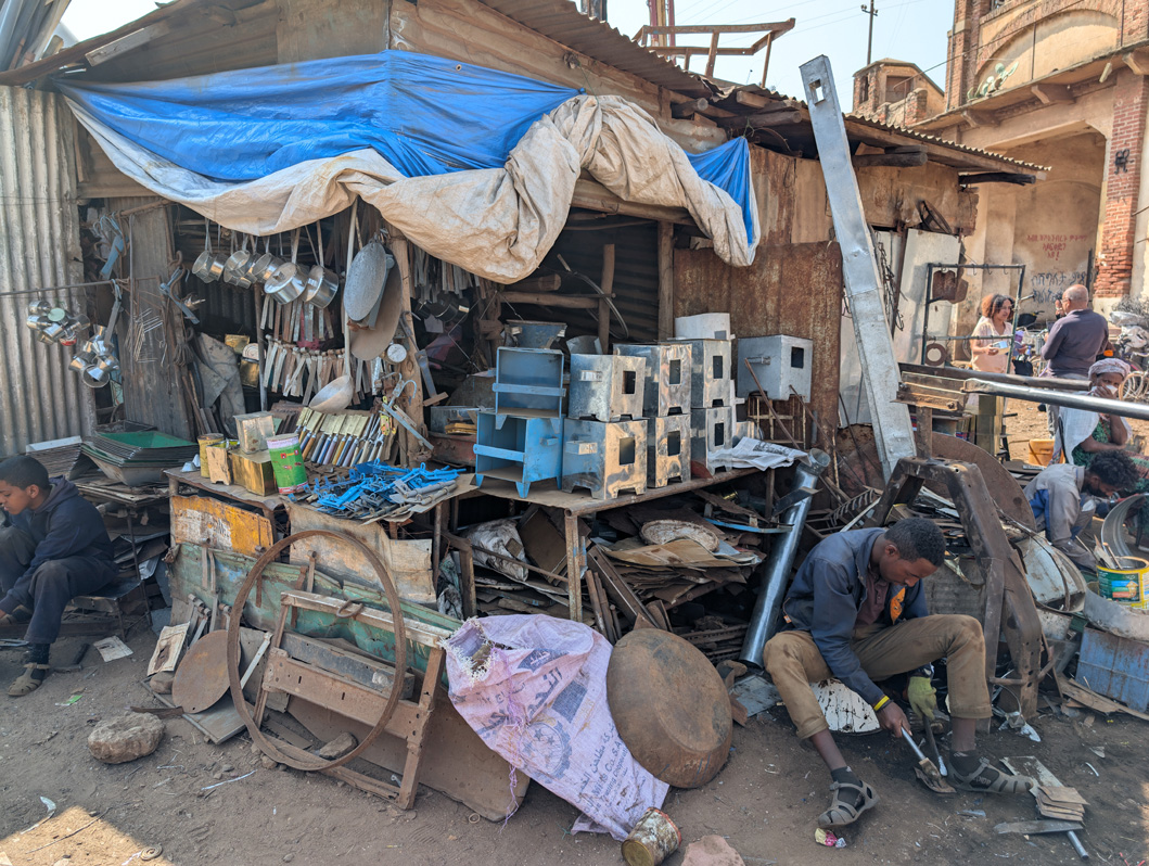 Asmara, Recycled metal goods