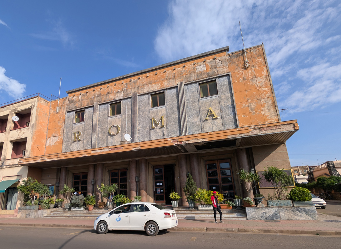 Asmara, Art Deco Cinema Roma