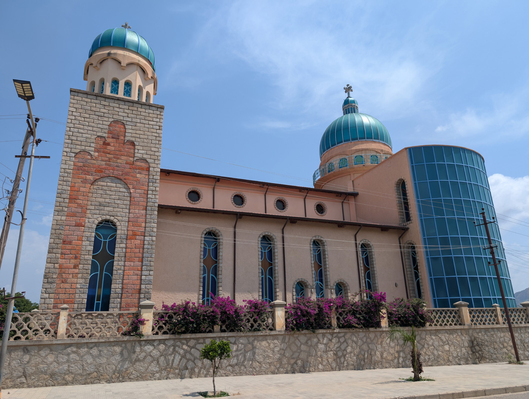 Keren, Modern Church