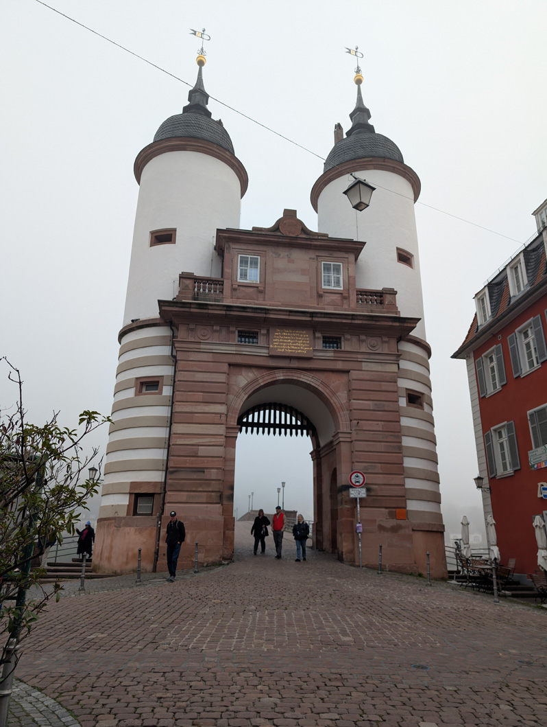 Heidelberg, Scenic bridge