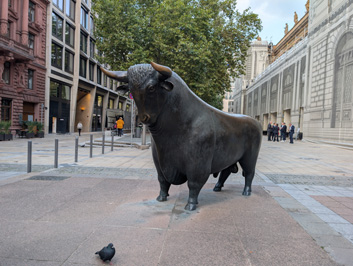 Deutschs Börse Bull, Frankfurt, France & Germany, September 2025