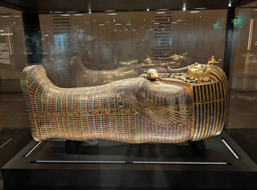 GEM: Tutankhamun Gallery, Middle Coffin
