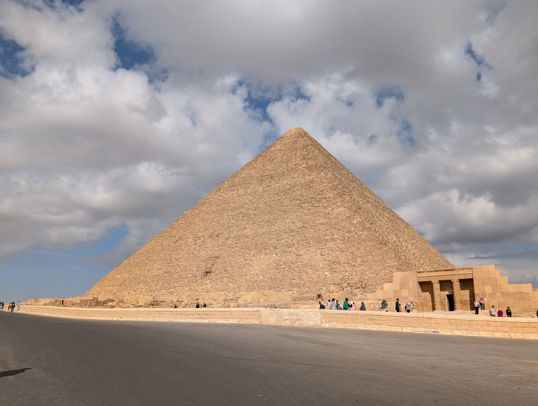 Giza Pyramids & Sphinx