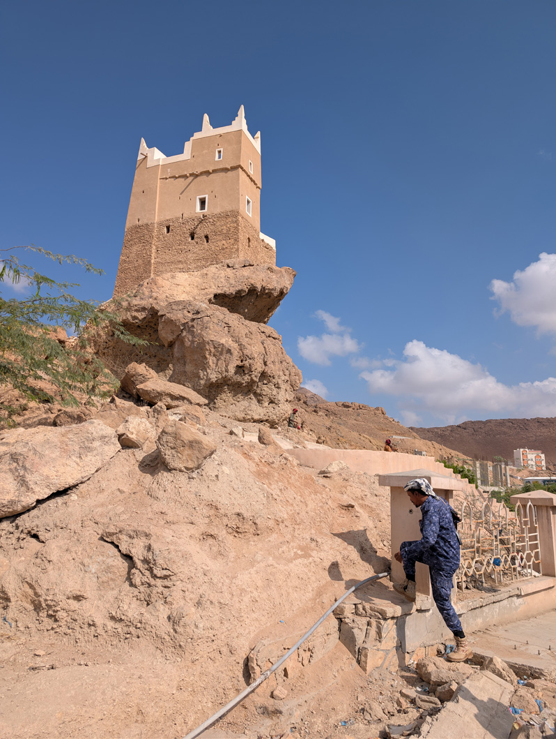Mukalla: Precarious Tower