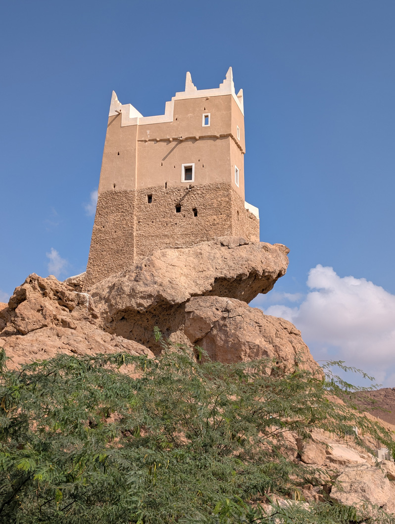 Mukalla: Precarious Tower