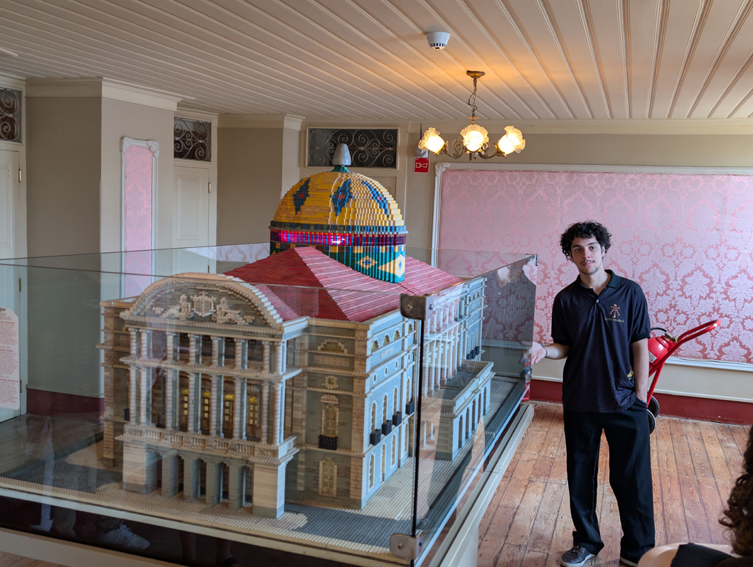 Manaus Opera House, "Teatro Amazonas", Lego Model + Eccentric Tour Guide