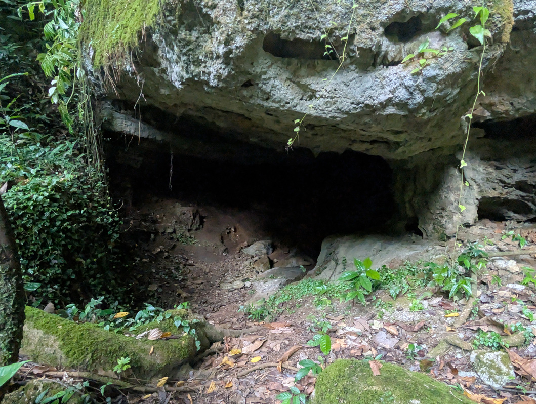 Palau: Stone Money Quarry, Cave entrance.  Supposedly one of the quarry areas.