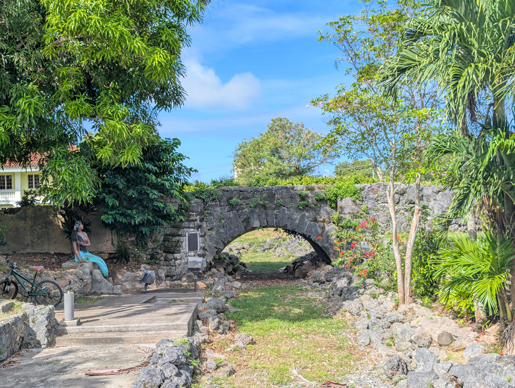 Guam: Hagåtña, Spanish-era San Antonio Bridge (1800)