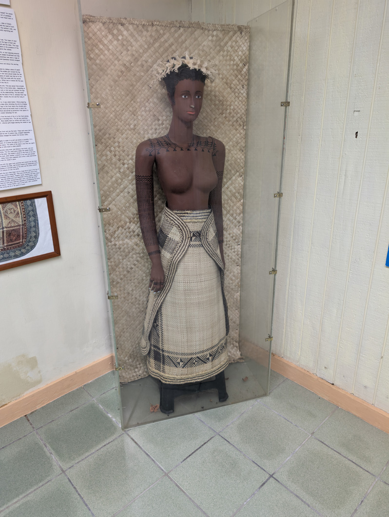 Majuro, Marshall Islands, Alele Museum: Traditional Costume