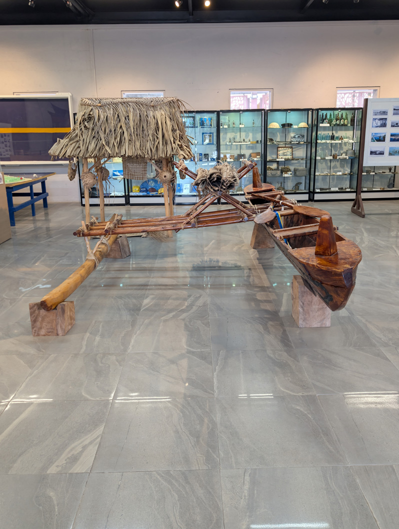 Nauru: Naoero Museum, Example outrigger canoe