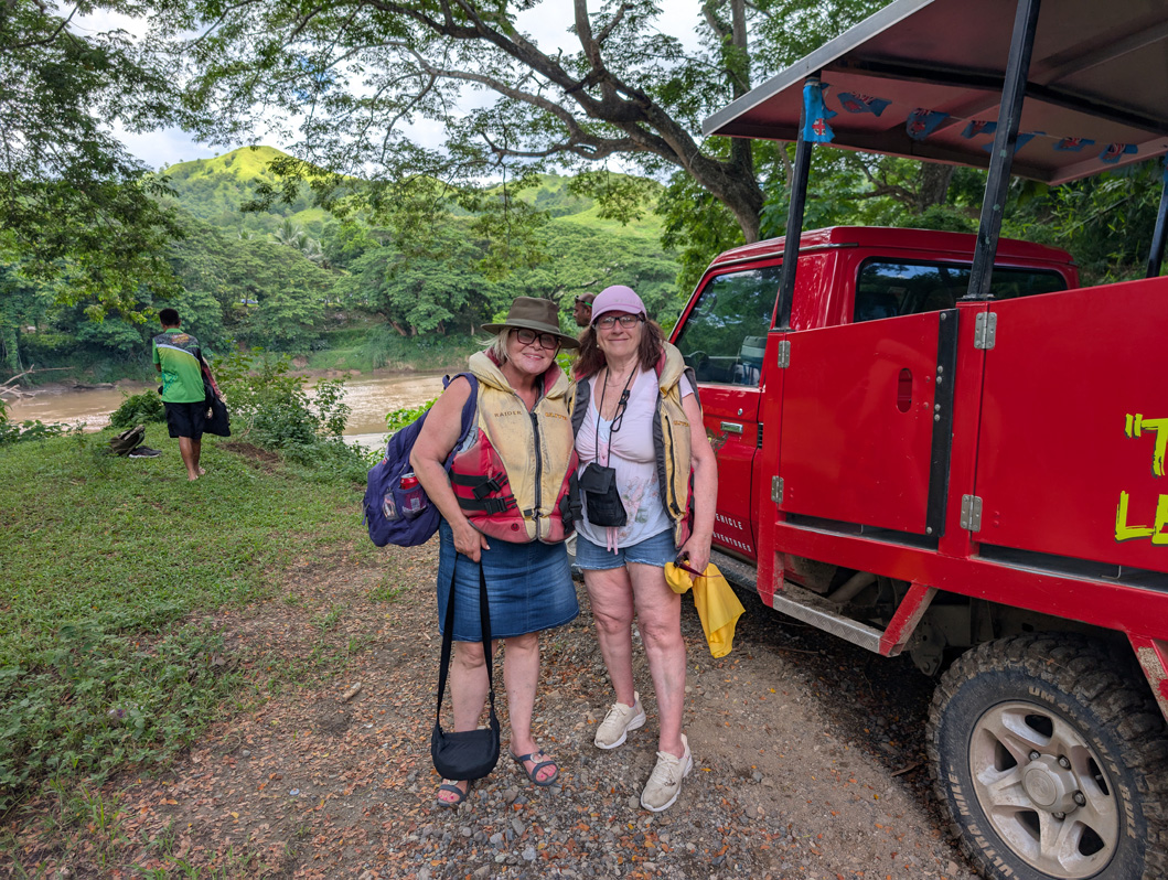 Fiji: "Tour to Cannibal Cave With Lunch", My two fellow travellers AKA the two other members of my "tribe".