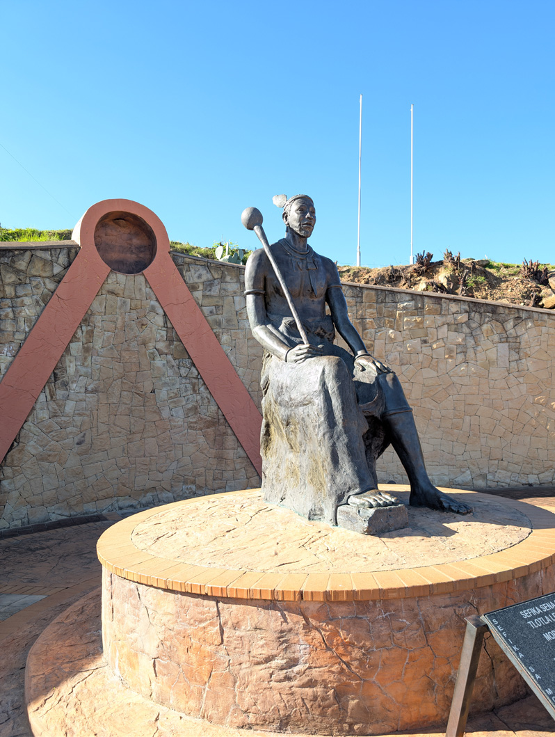 Lesotho: Thaba Bosiu tour, King Moshoeshoe I statue