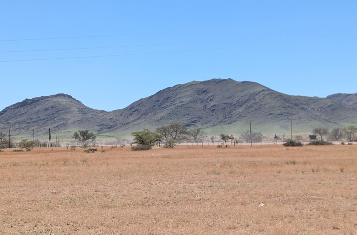 Drive to/from Sossusvlei, View outside the Desert Bakery