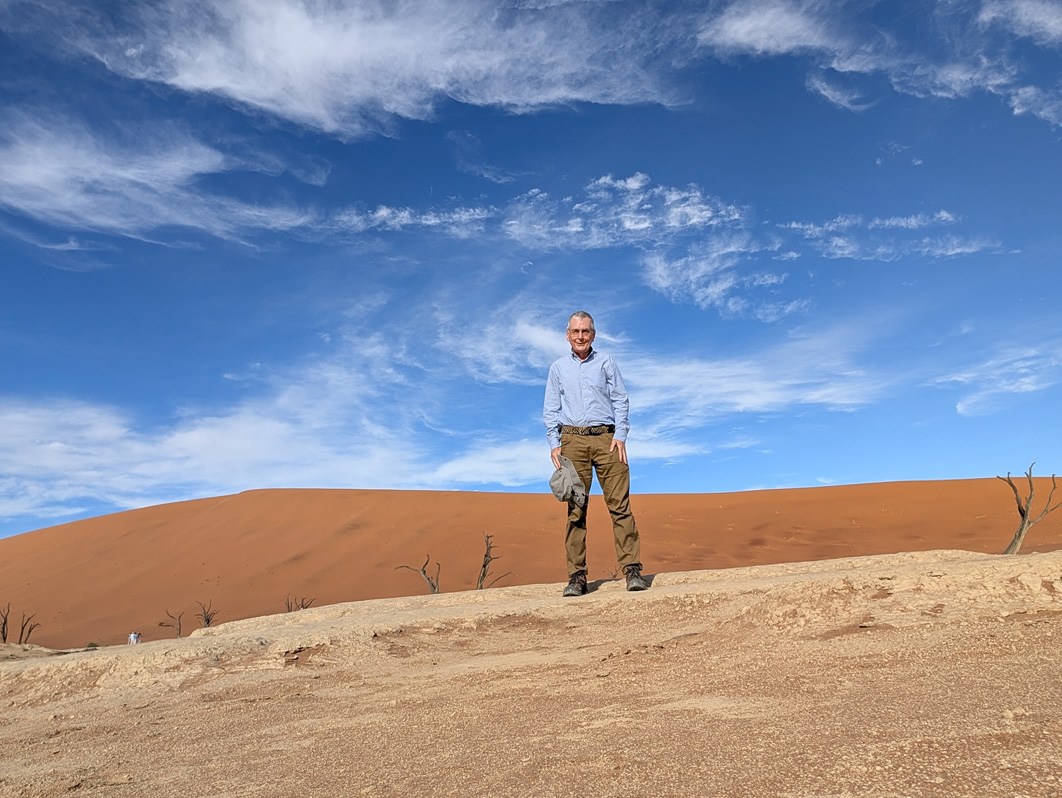 Sossusvlei: Deadvlei, Graham at Deadvlei