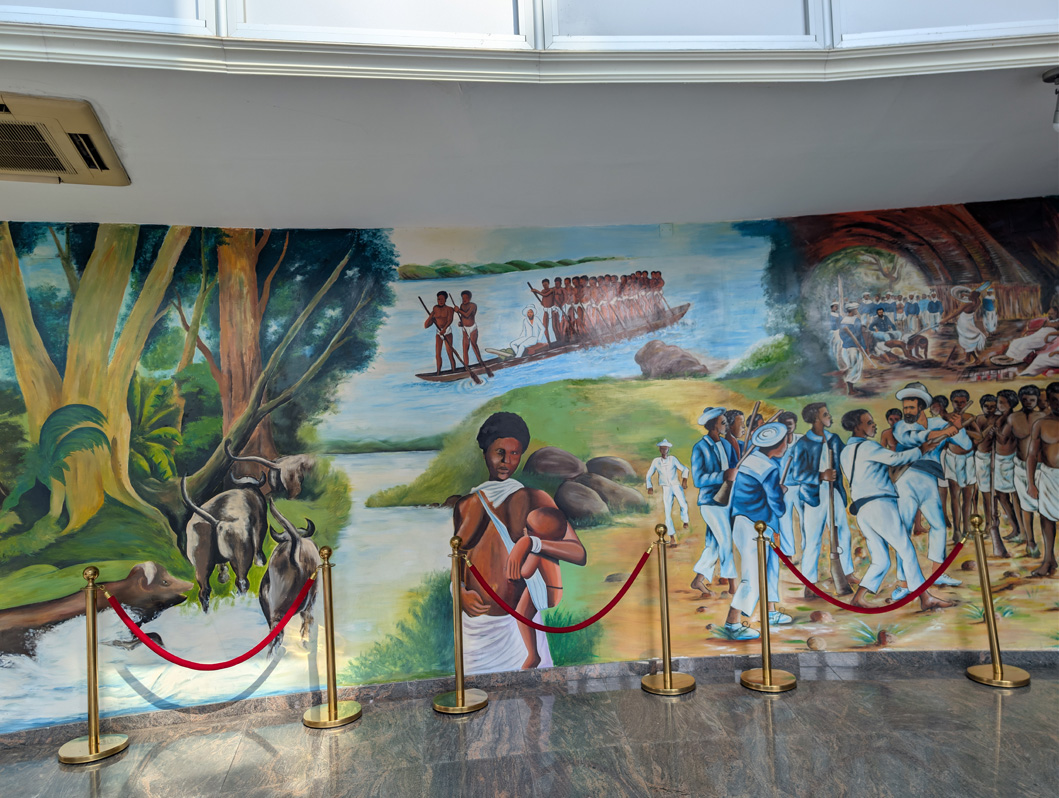 Brazzaville: Pierre de Brazza Memorial
