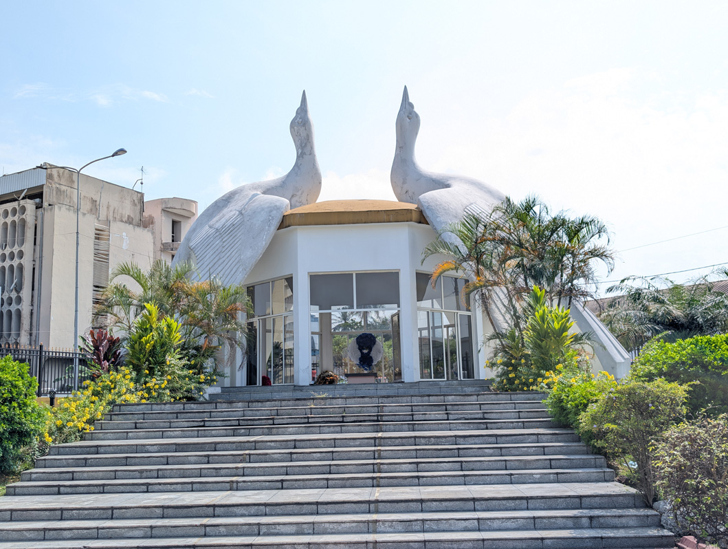 Libreville, Gabon, Leon Mba mausoleum Guarded by two doves