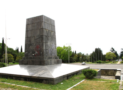 Sukhumi, Abkhazia <small>(2010)</small>, Lenin statues