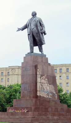 Kharkiv, Ukraine <small>(2014)</small>, Lenin statues