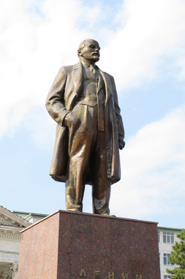 Novorossiysk, Russia <small>(2011)</small> In a casual mood., Lenin statues