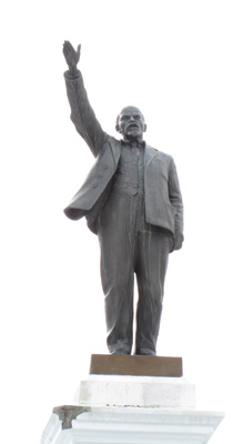 Orenburg, Russia <small>(2013)</small>, Lenin statues