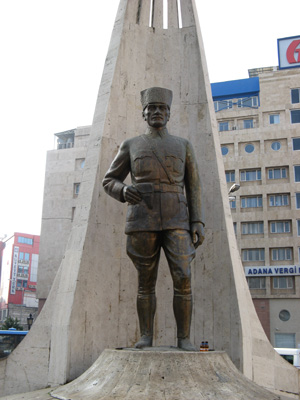 Adana, Turkey <small>(2010)</small>, Ataturk, Miscellaneous Statuary